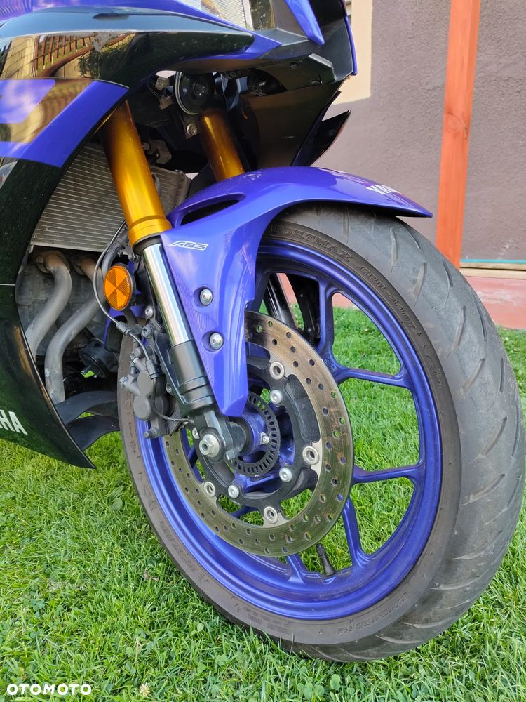 Yamaha YZF - 14