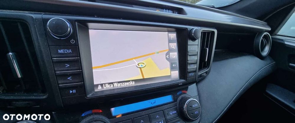 Toyota RAV4 - 13