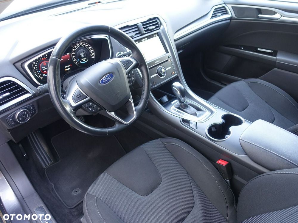 Ford Mondeo 2.0 EcoBlue Titanium - 13