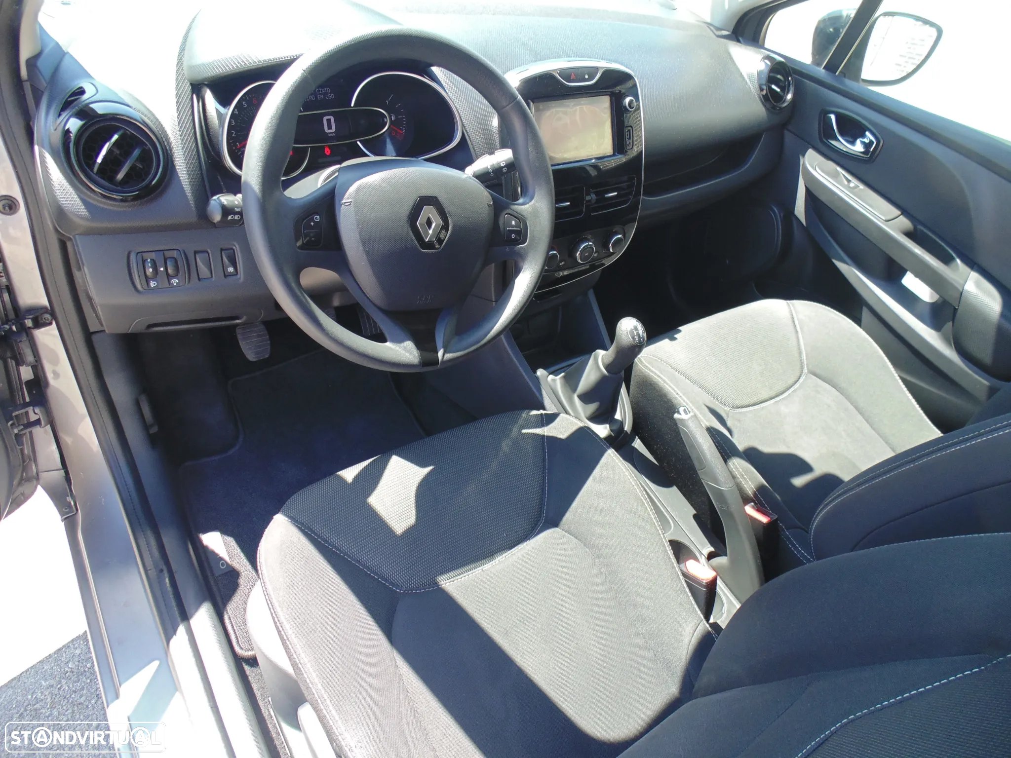 Renault Clio Sport Tourer 0.9 TCE Limited - 20