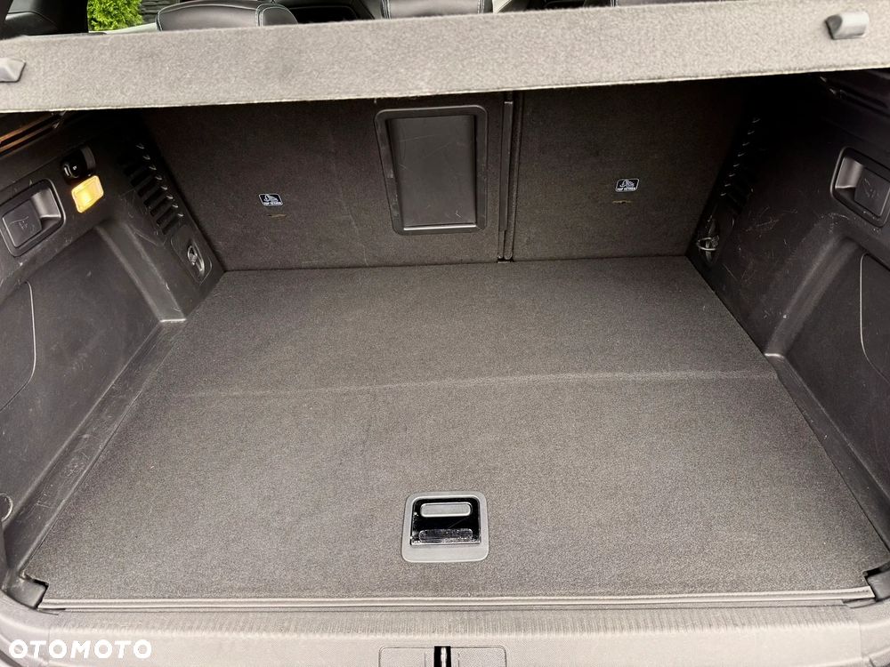 Peugeot 3008 1.6 PureTech Hybrid PHEV Active Pack S&S EAT8 - 24