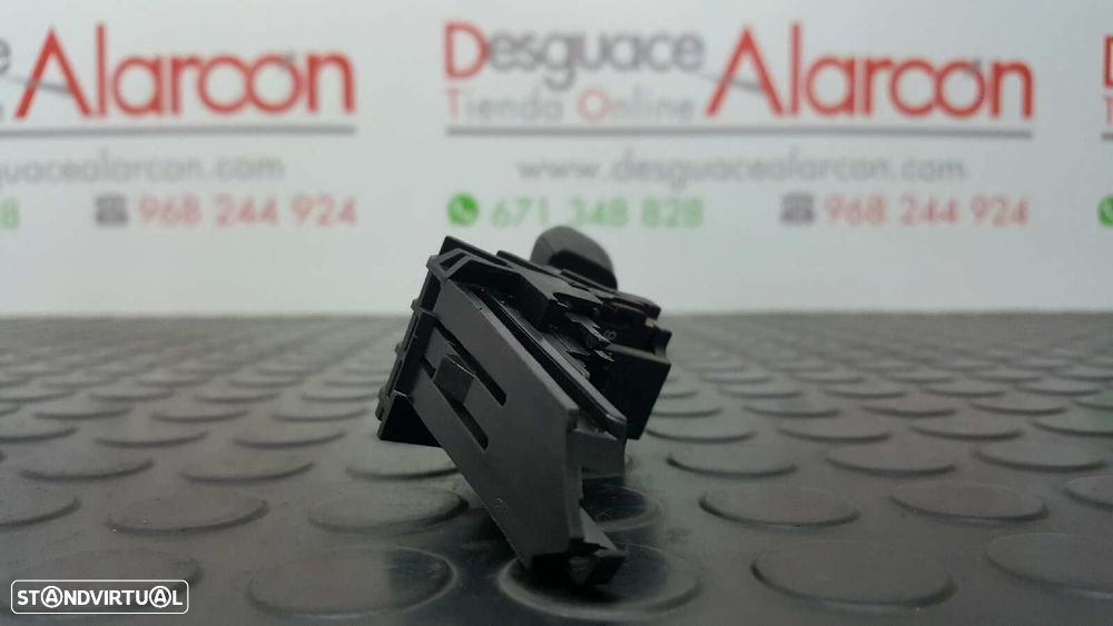 CONTROLE DO SISTEMA DE ÁUDIO / RÁDIO CD CITROEN BERLINGO STATION WAGON SX MULTIS... - 2