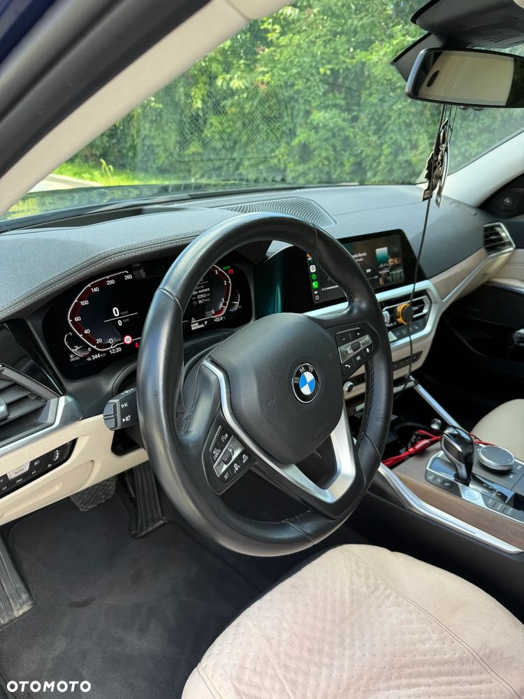 BMW Seria 3 320d MHEV Luxury Line - 11