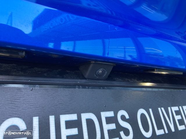 Peugeot e-208 Allure - 12