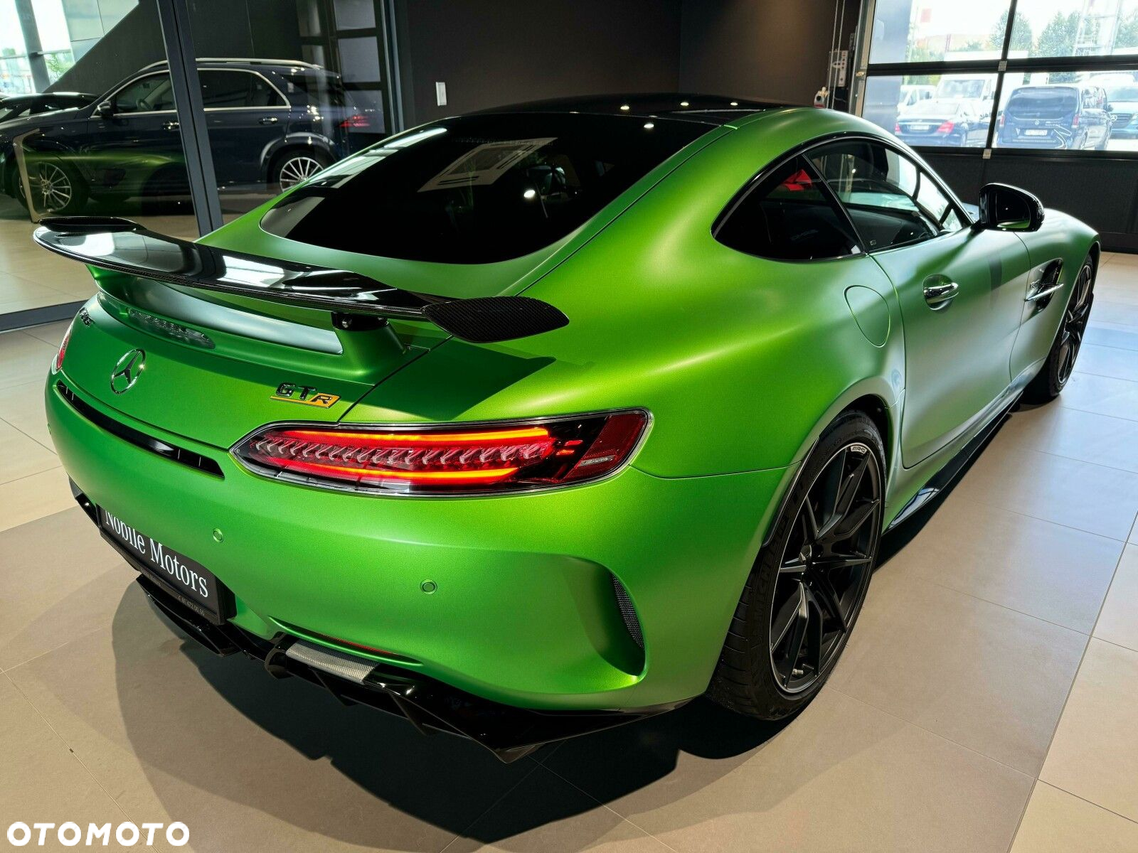 Mercedes-Benz AMG GT - 6