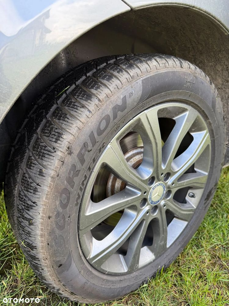 Mercedes-Benz GLE - 22