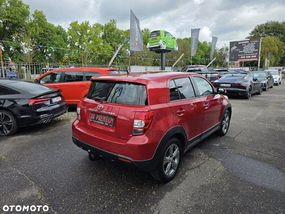 Toyota Urban Cruiser 1.33 Sol - 4