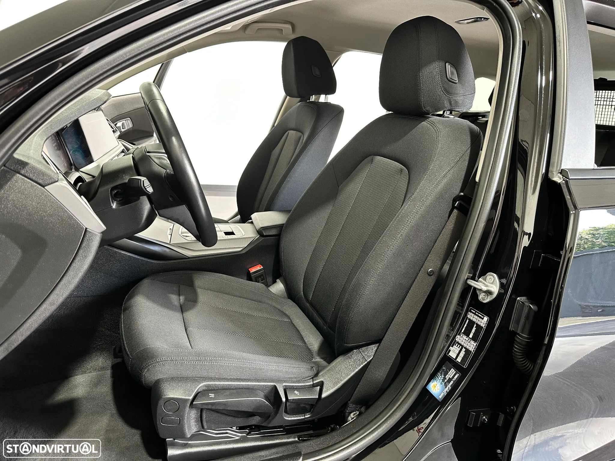 BMW 318 d Touring Line Luxury Auto - 6