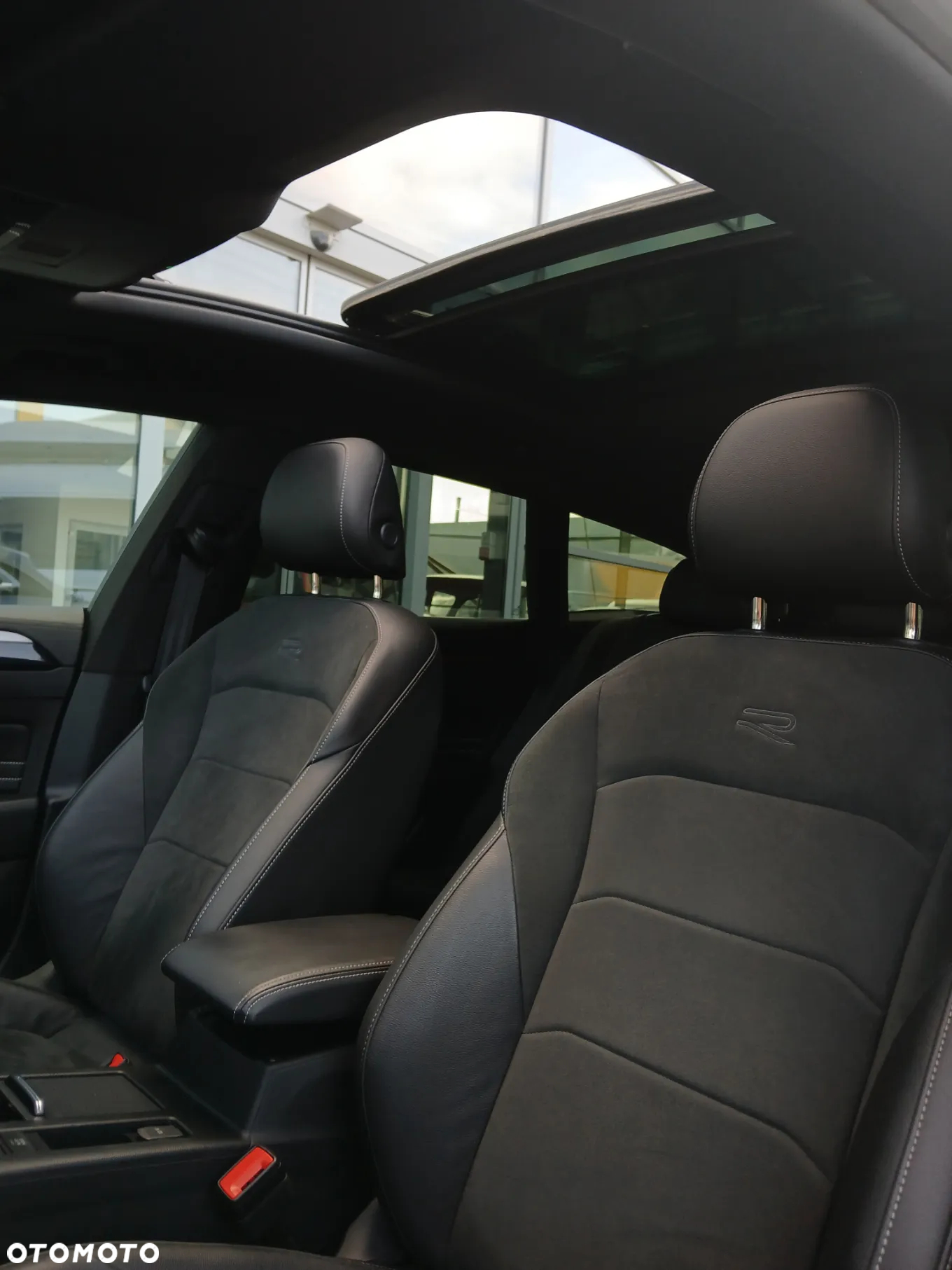 Volkswagen Arteon 2.0 TDI 4Motion R-Line DSG - 20