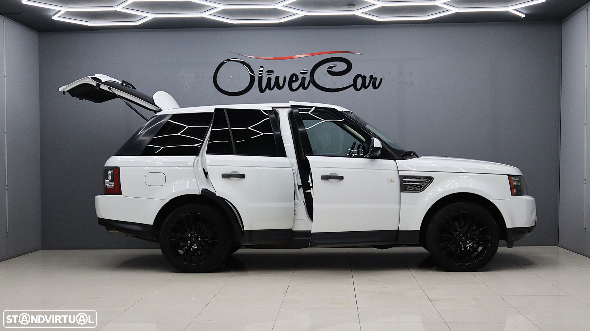 Land Rover Range Rover Sport 3.0 TDV6 HSE - 4