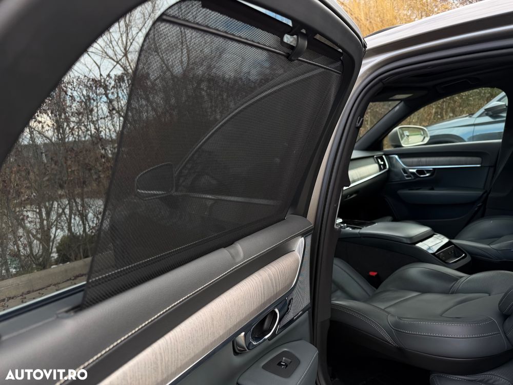Volvo S90 T8 Twin Engine AWD Geartronic Inscription - 18