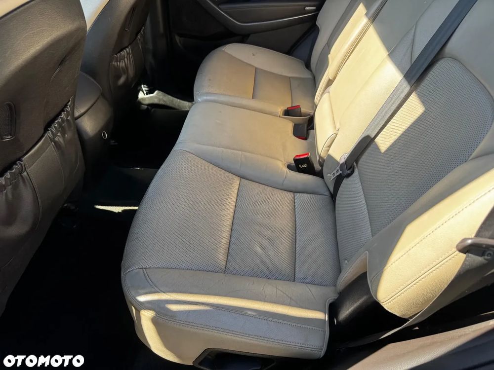 Hyundai Santa Fe blue 2.2 CRDI 4WD Automatik 7-Sitzer Premium - 28