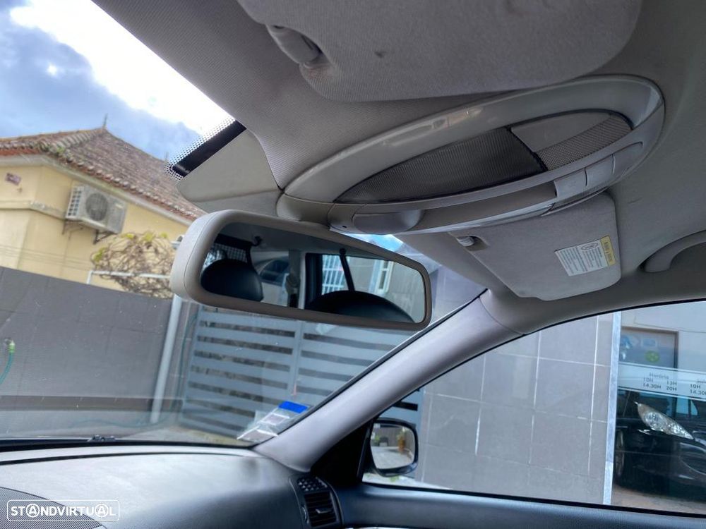 Mercedes-Benz E 220 CDI Auto Avantgarde - 22