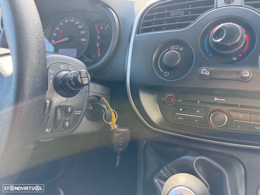 Renault KANGOO 1.5 DCI GPS - 28