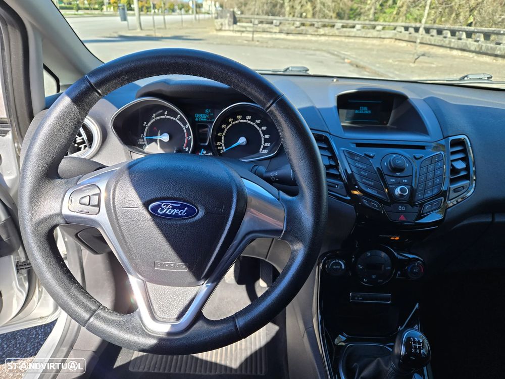 Ford Fiesta 1.0 T EcoBoost Titanium - 15
