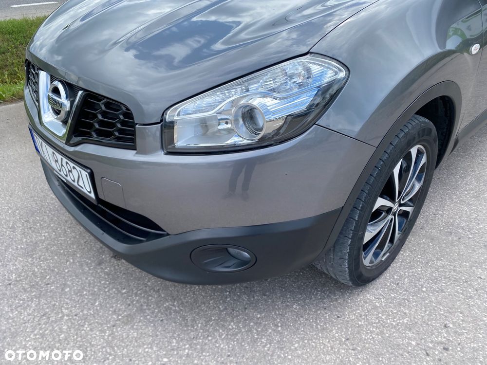 Nissan Qashqai - 2