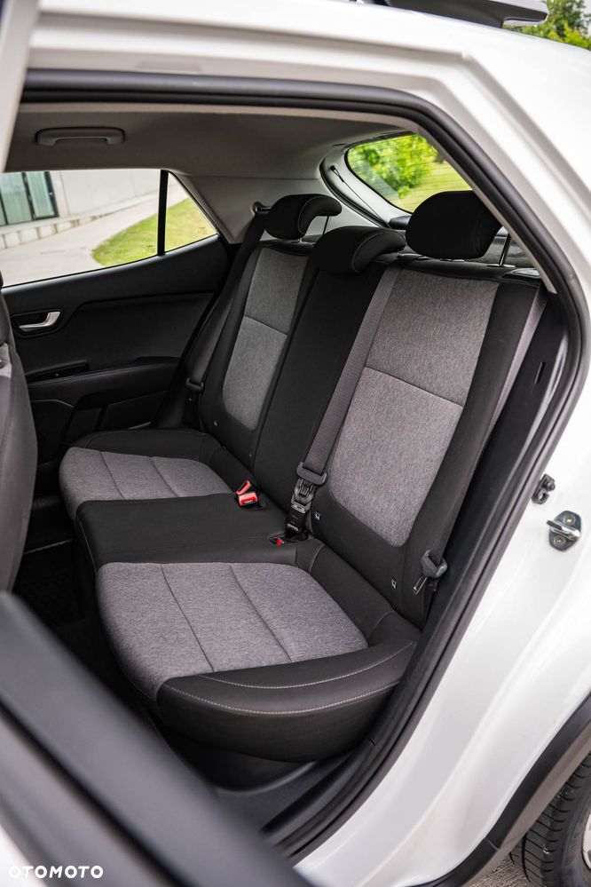 Kia Stonic 1.2 L - 23