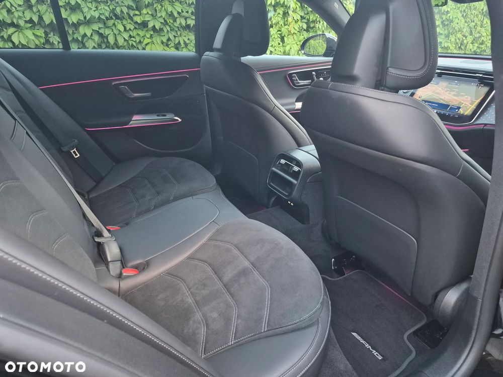Mercedes-Benz Klasa E 220 d mHEV 4-Matic AMG 9G-Tronic - 9