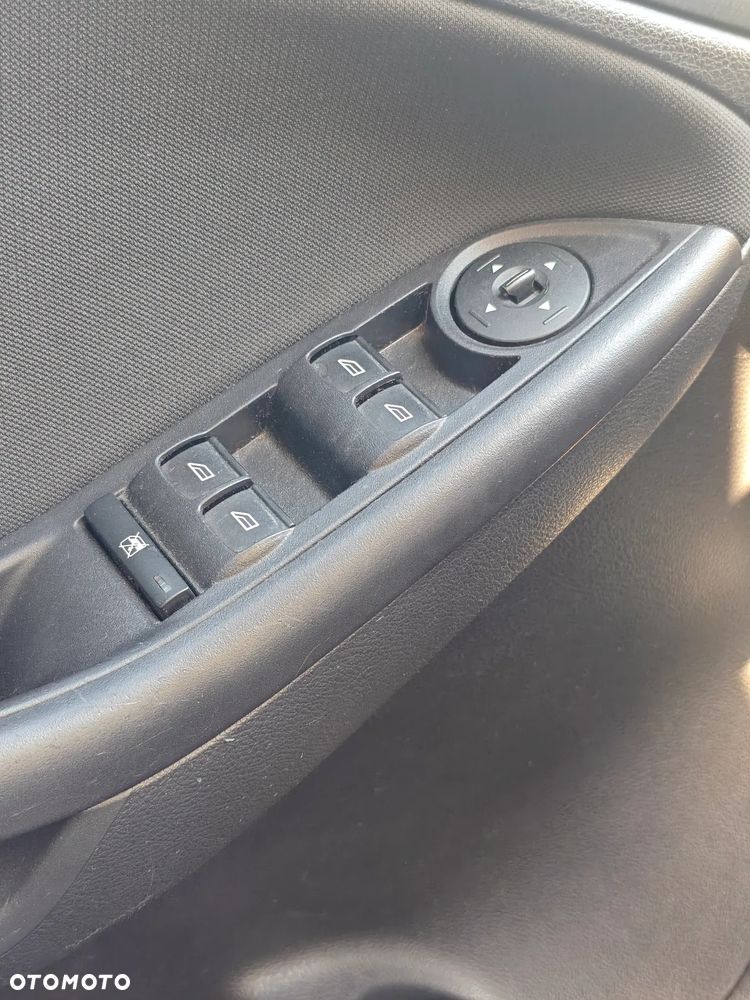 Ford Focus - 5