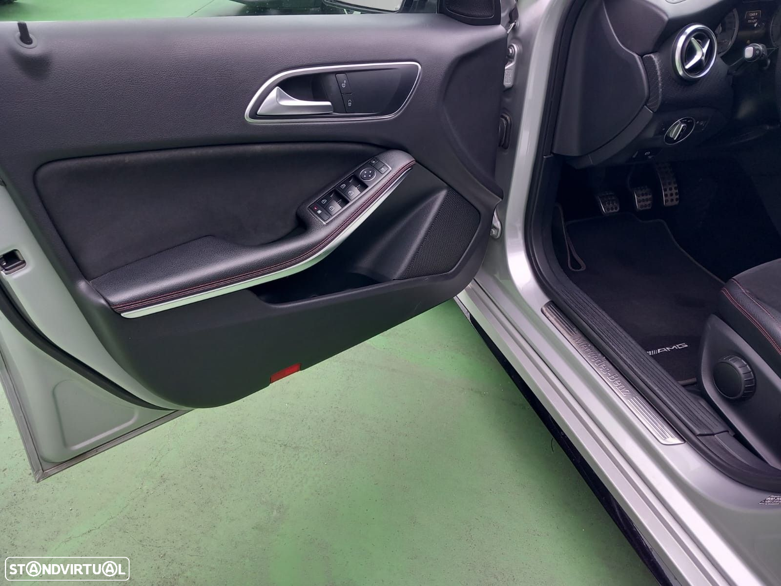 Mercedes-Benz A 180 d AMG Line - 7