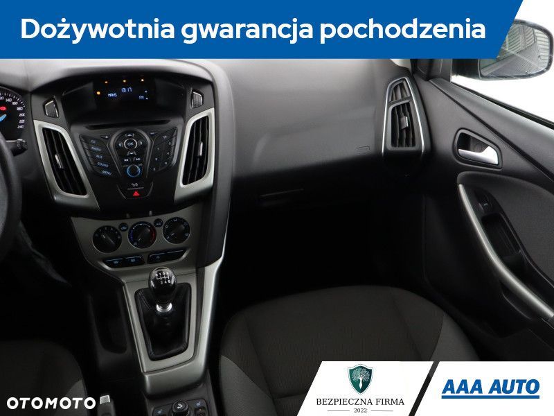 Ford Focus - 10