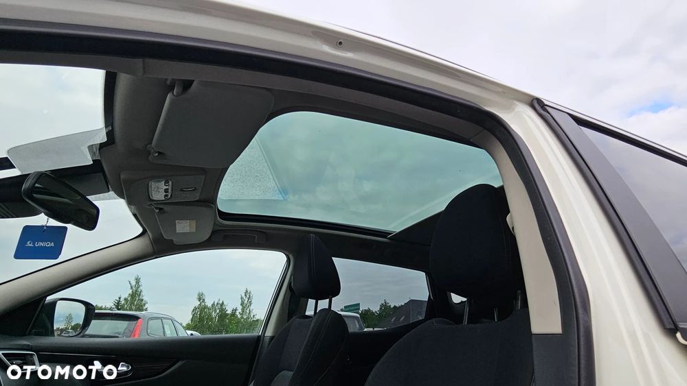 Nissan Qashqai 1.3 DIG-T MHEV N-Connecta Xtronic - 10
