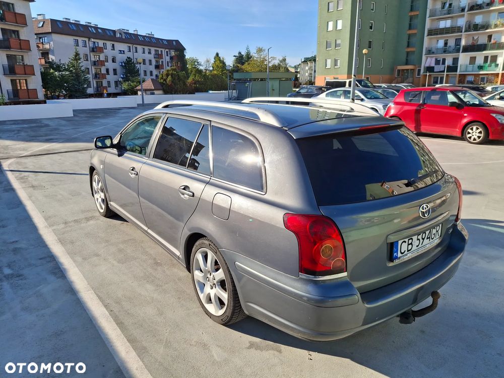 Toyota Avensis 2.0 VVT-i Combi Edition - 11
