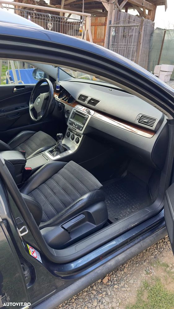Volkswagen Passat 2.0 TDI Highline DPF 4Motion - 13