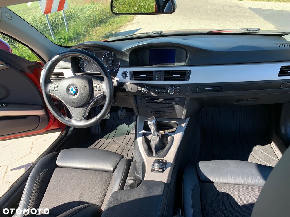 BMW Seria 3 320d - 14