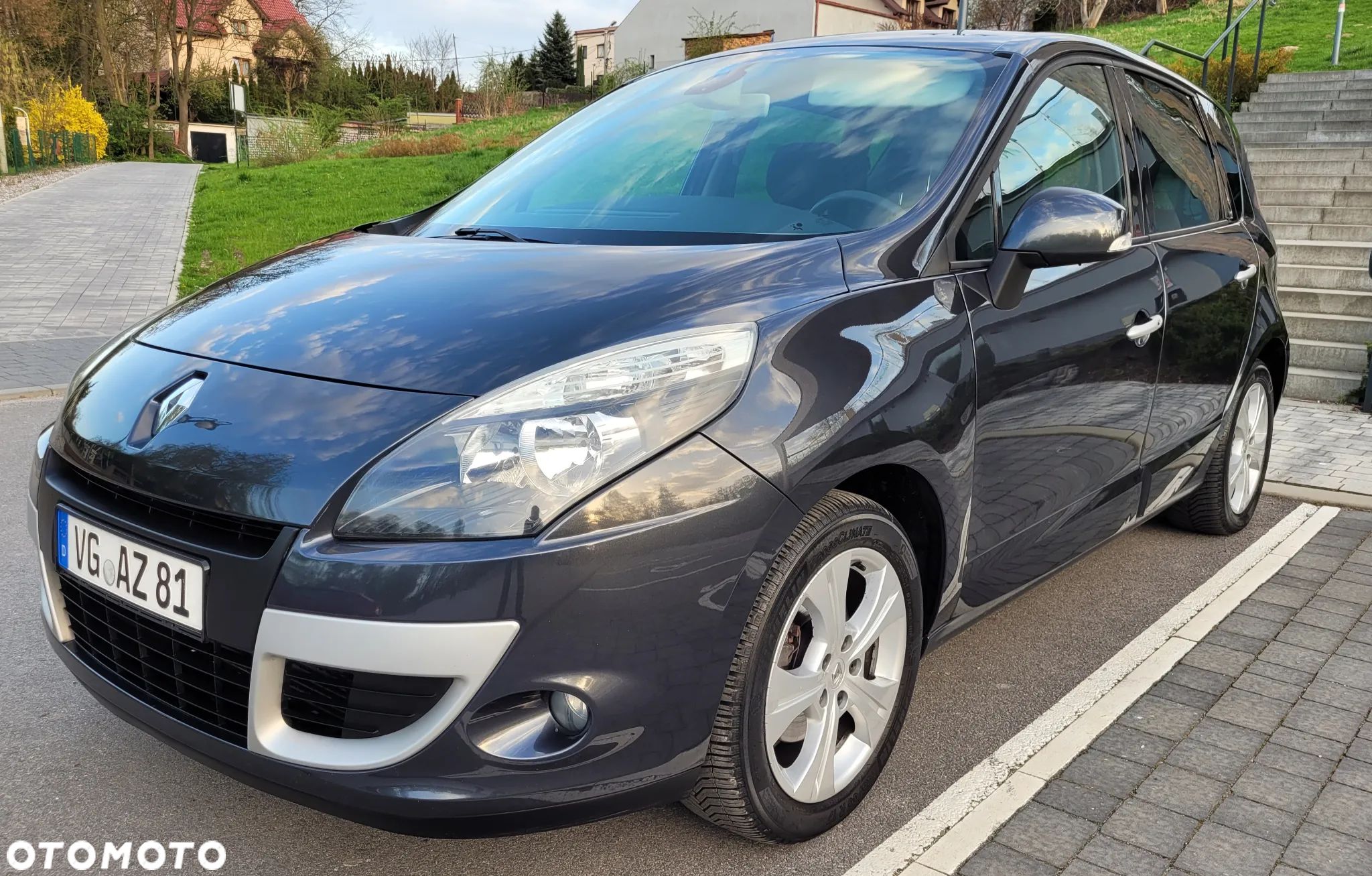 Renault Scenic TCe 130 Dynamique - 1