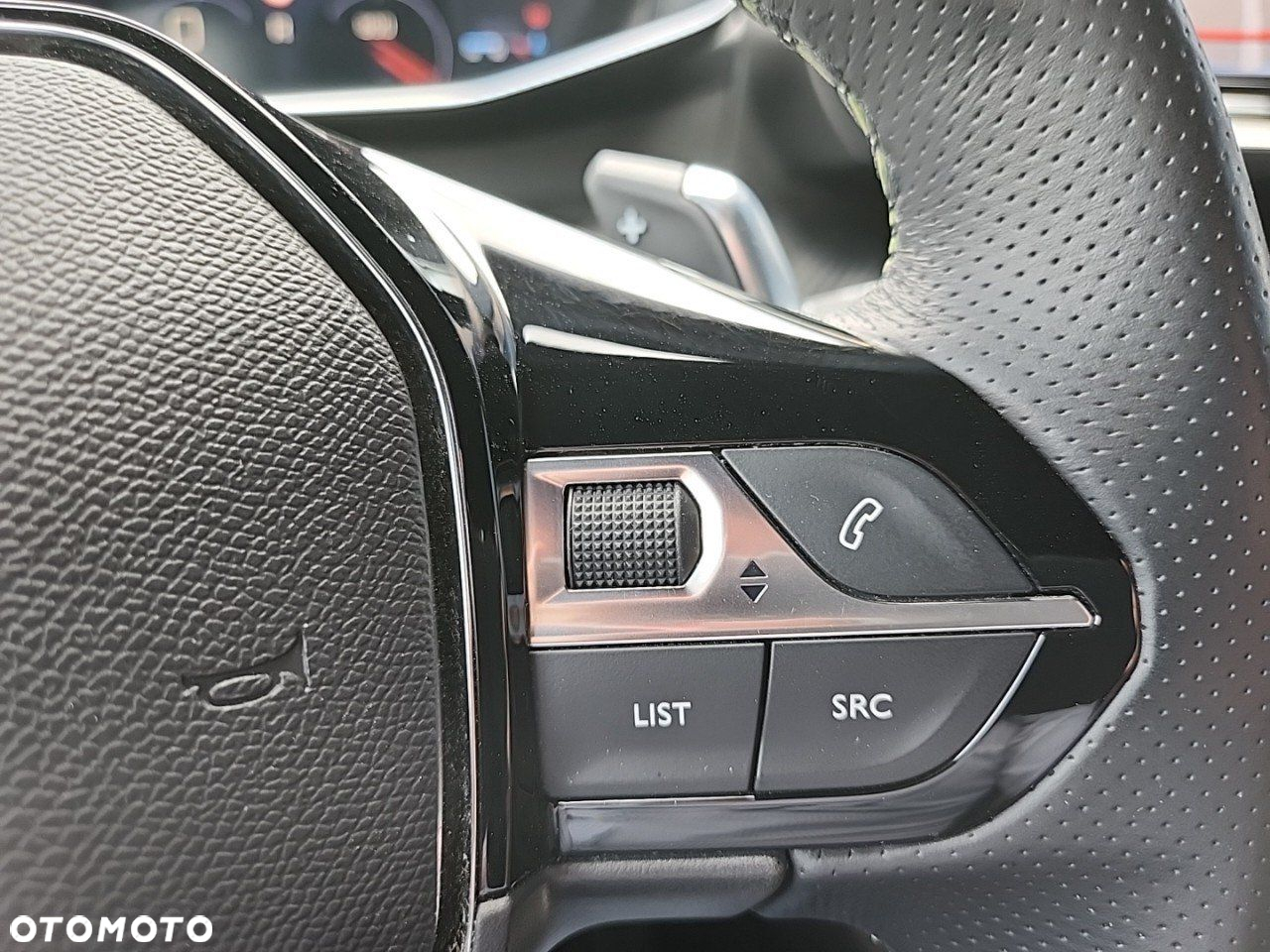Peugeot 2008 1.2 PureTech GT S&S EAT8 - 21