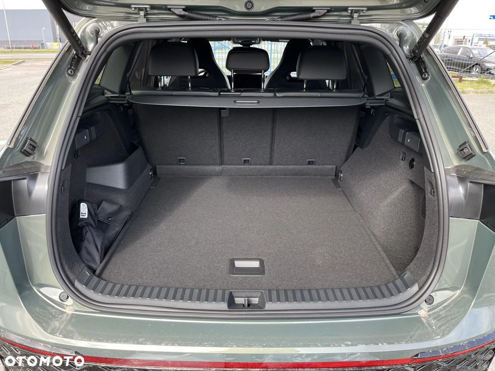 Volkswagen Tayron 1.5 eTSI mHEV Elegance DSG - 17