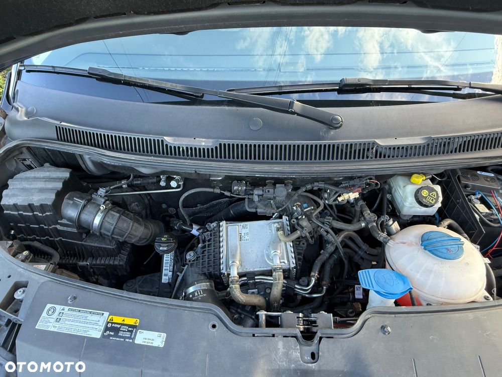 Volkswagen Multivan 2.0 TDI L1 Highline - 24