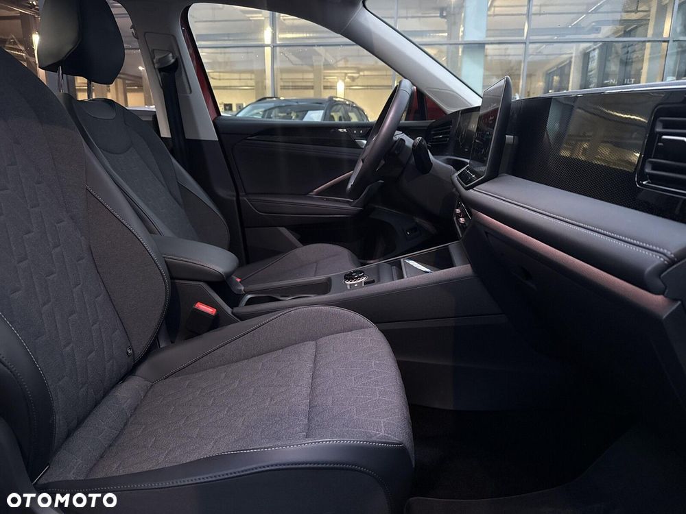 Volkswagen Tiguan - 16