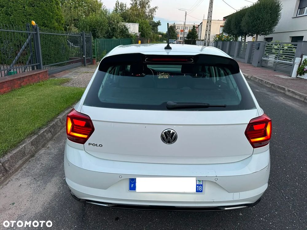 Volkswagen Polo 1.6 TDI SCR Comfortline - 22