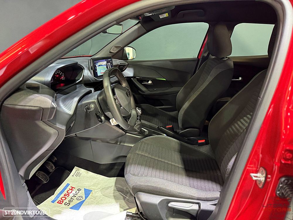 Peugeot 2008 1.2 PureTech SE Style - 14