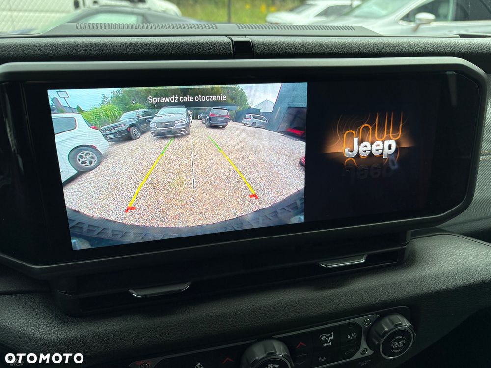 Jeep Wrangler 2.0 PHEV Softtop AWD Automatik Sahara - 30