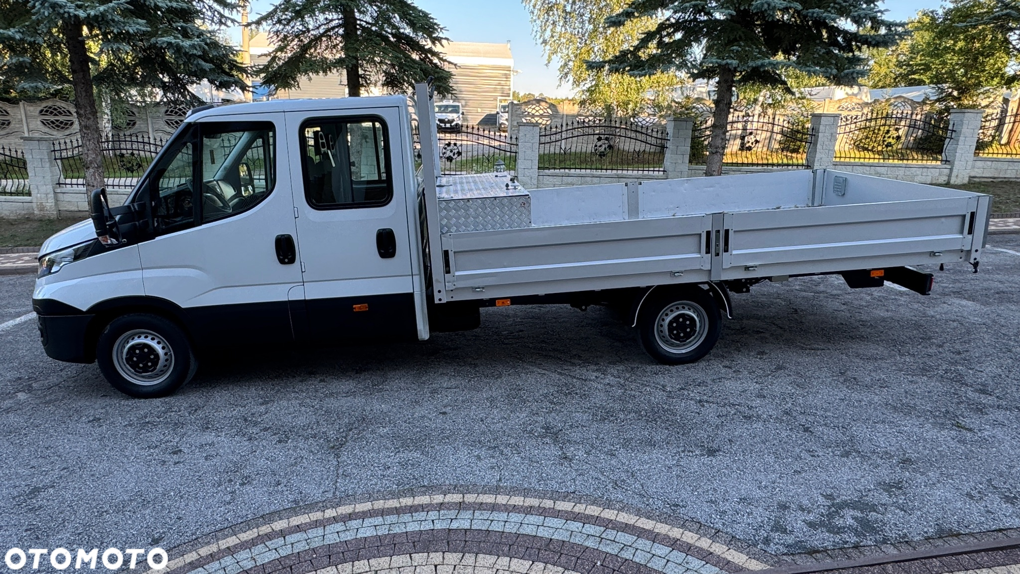 Mercedes-Benz IVECO,1 Właściciel, Salon Polska, 6 7 osobowy, Stan idealny FV23% - 2