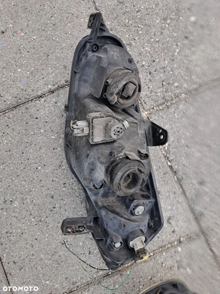 Honda HR-V 1998-2005r. I lampy przednie EU - 13