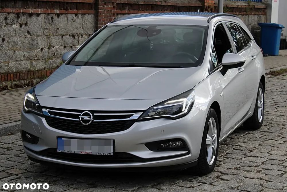 Opel Astra - 4