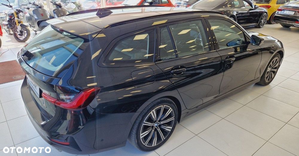 BMW Seria 3 - 18