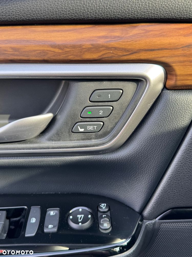 Honda CR-V 1.5 Executive (Honda Connect+) CVT - 30