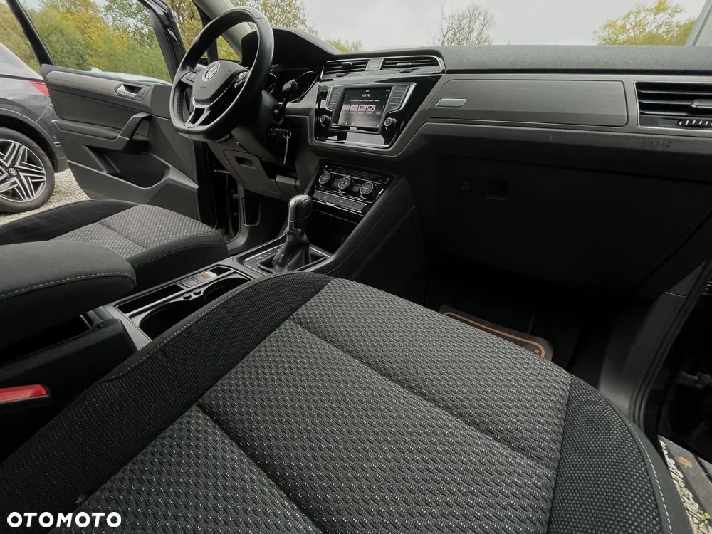 Volkswagen Touran 1.4 TSI BMT Highline DSG - 16