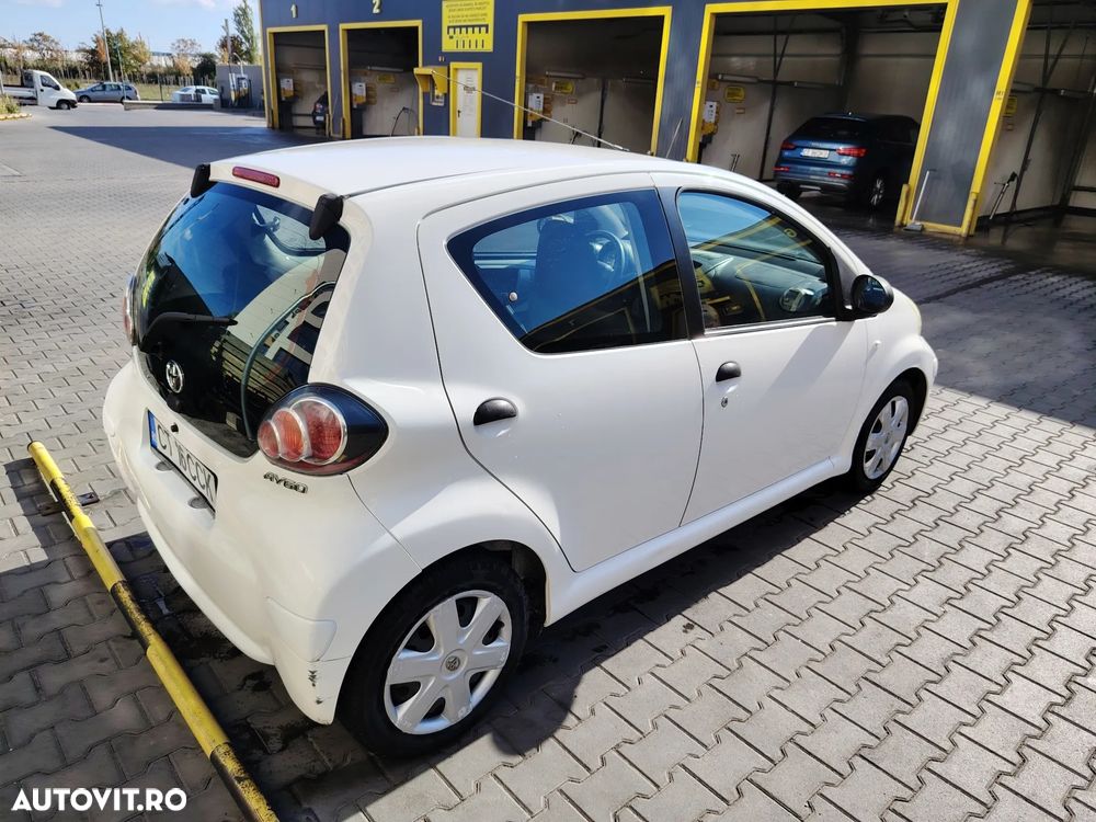 Toyota Aygo - 13