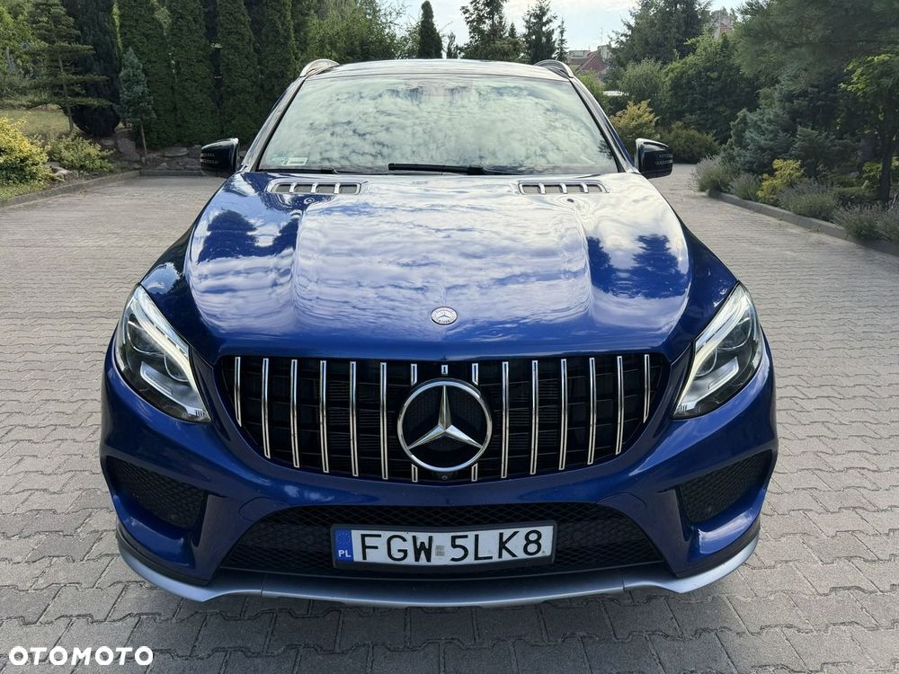 Mercedes-Benz GLE - 28