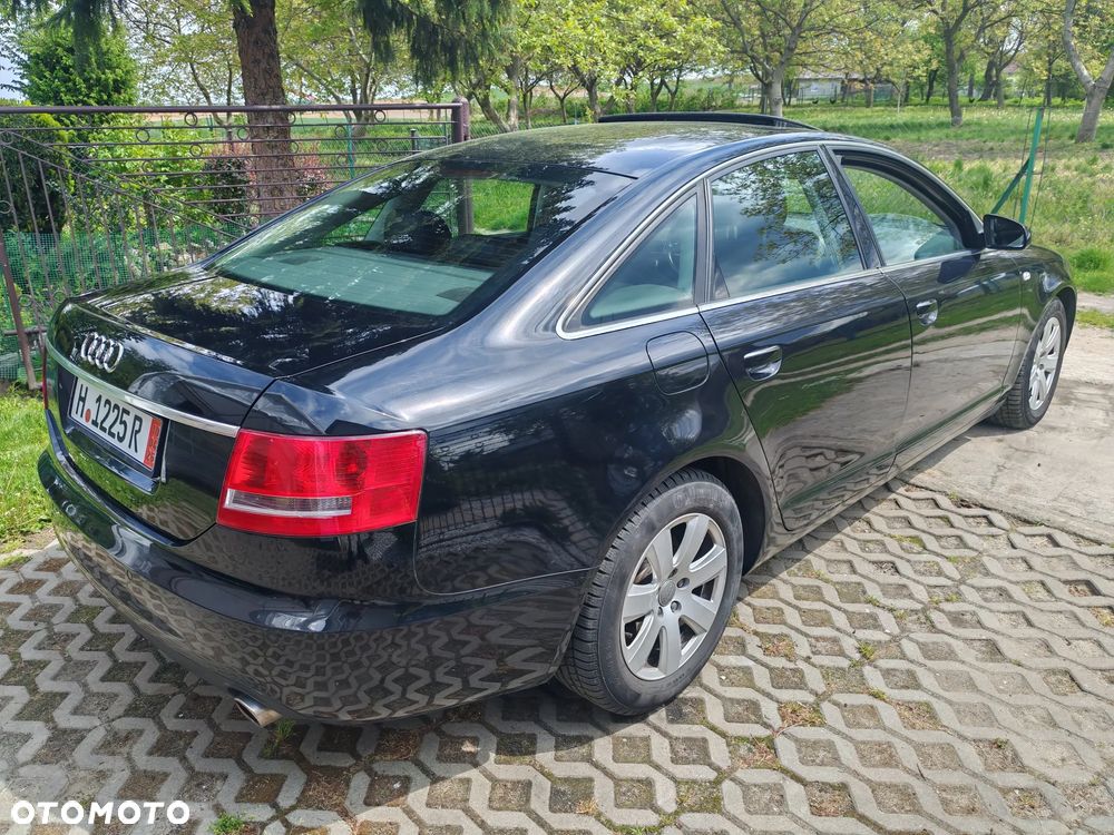 Audi A6 Limousine 2.4 - 2