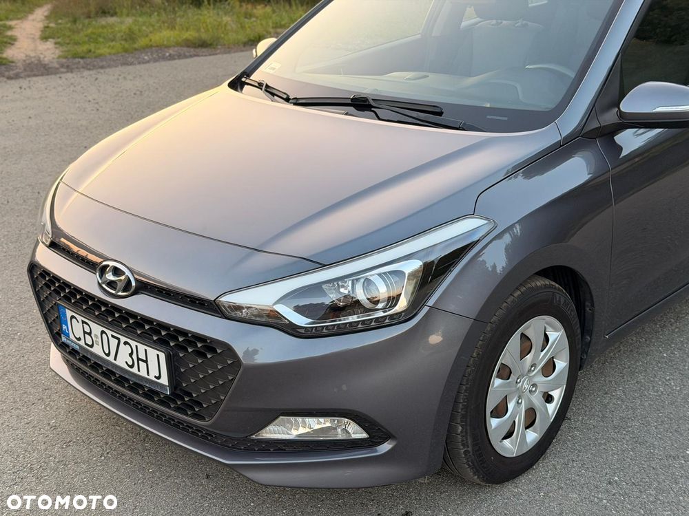 Hyundai i20 1.2 Comfort - 11