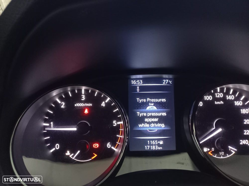 Nissan Qashqai 1.5 dCi Tekna - 24