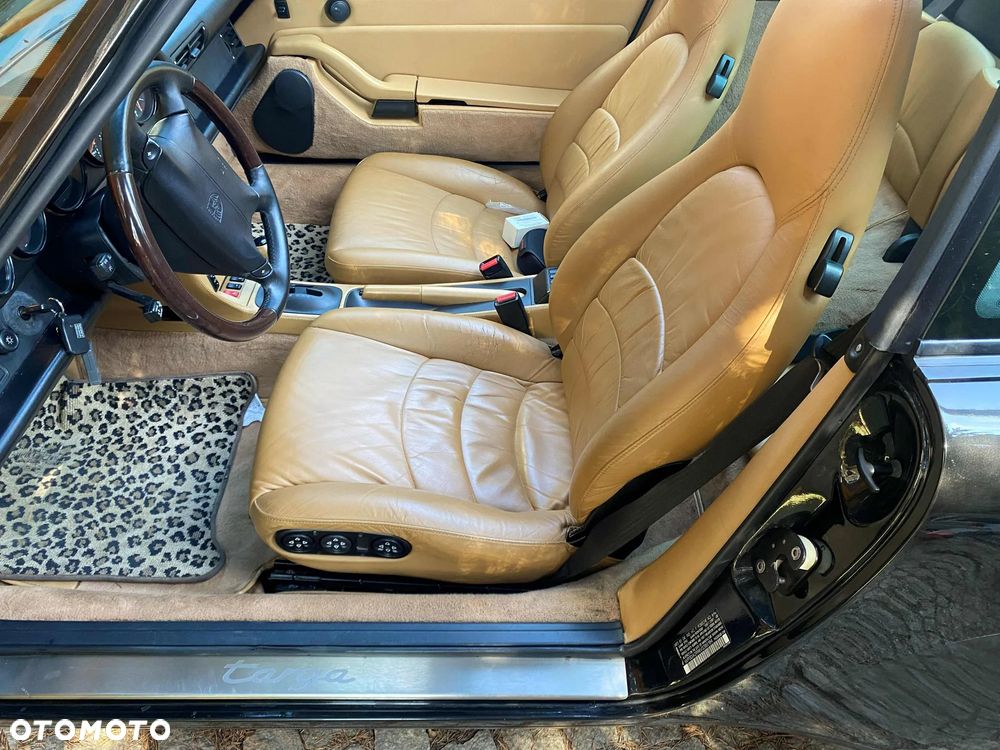 Porsche 911 - 18
