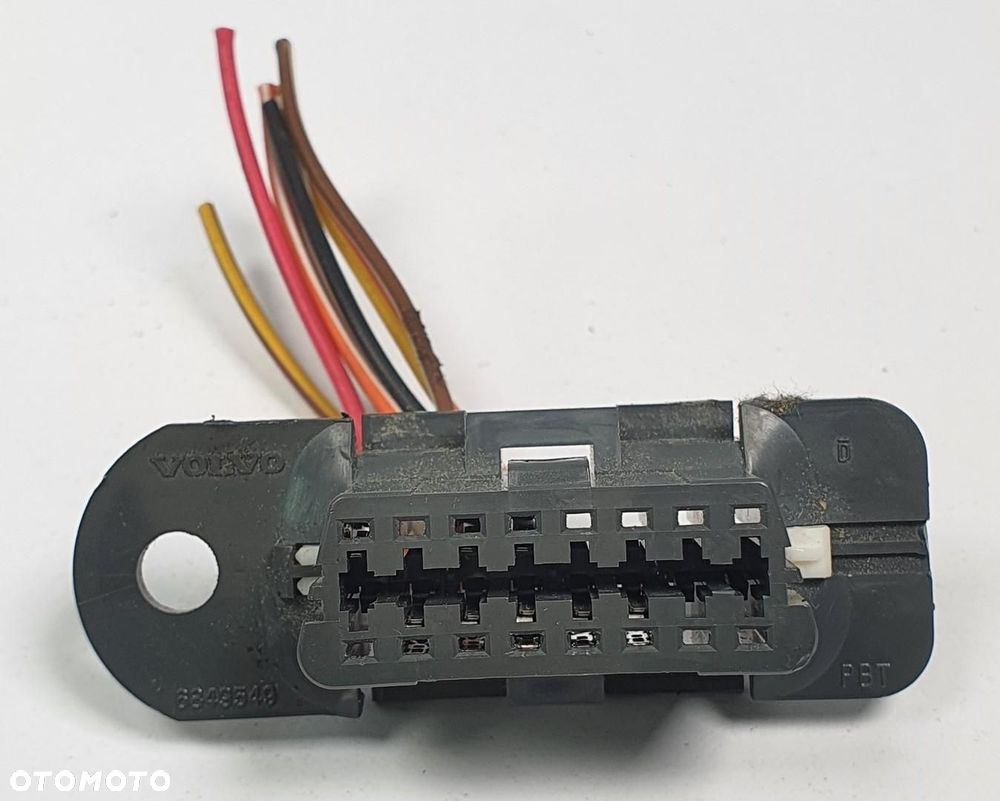GNIAZDO DIAGNOSTYCZNE OBD2 VOLVO V70 I 6849549 - 1